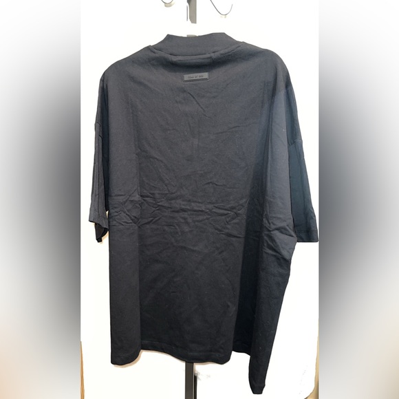 NWT Essentials Tee - Picture 2 of 4